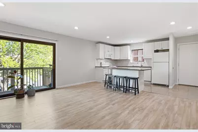 702 Meadow Woods Lane, Lawrence Township, NJ 08648 - Photo 3