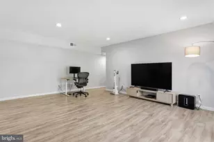 702 Meadow Woods Ln, Lawrence, NJ 08648 - Photo 11