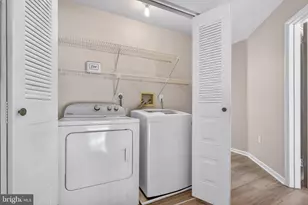 16 Goldenrod Ct, Trenton, NJ 08690 - Photo 29
