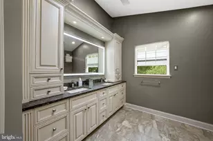 51 Stonehedge Dr, Hightstown, NJ 08520 - Photo 31