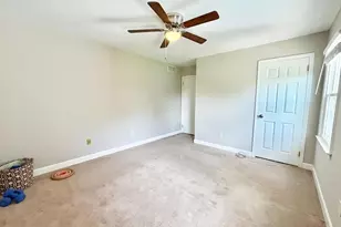 15 Greenfield Dr N, Princeton Junction, NJ 08550 - Photo 31