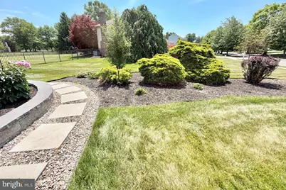 15 Greenfield Drive N, Princeton Junction, NJ 08550 - Photo 5