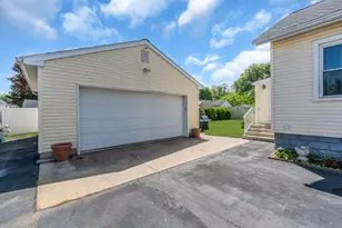 142 Reed Ave, Hamilton Township, NJ 08610 - Photo 39