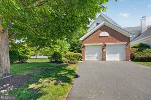 229 Colt St, Pennington, NJ 08534 - Photo 3