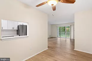 77 Cheverny Ct, Hamilton Township, NJ 08619 - Photo 9