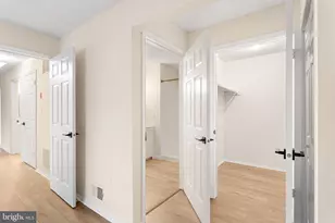 77 Cheverny Ct, Hamilton Township, NJ 08619 - Photo 19