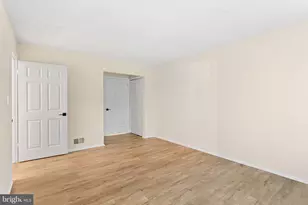 77 Cheverny Ct, Hamilton Township, NJ 08619 - Photo 17