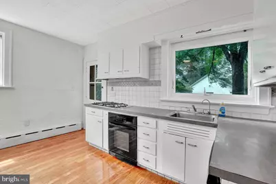 121 Kensington Avenue, Trenton, NJ 08618 - Photo 11