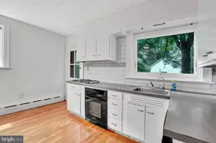 121 Kensington Ave, Trenton, NJ 08618 - Photo 11