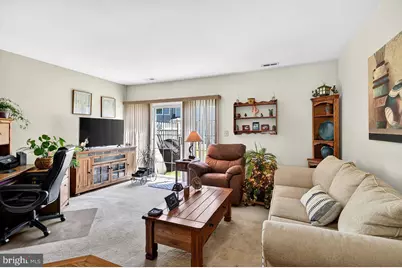 15 Stuyvesant Court, Hightstown, NJ 08520 - Photo 11