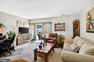 15 Stuyvesant Ct, Hightstown, NJ 08520 - Photo 11