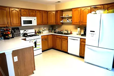 402 Bollen Court, Pennington, NJ 08534 - Photo 5