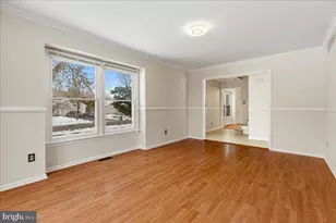 27 W Cartwright Dr, Princeton Junction, NJ 08550 - Photo 5