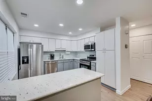 64 Cypress Dr, Hightstown, NJ 08520 - Photo 11