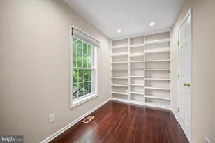 19 Larchmont Ct, Pennington, NJ 08534 - Photo 29