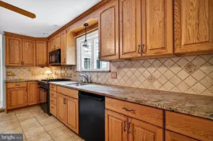 118 Bull Run Rd, Ewing Township, NJ 08638 - Photo 15