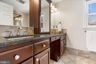 27 W Cartwright Dr, Princeton Junction, NJ 08550 - Photo 23