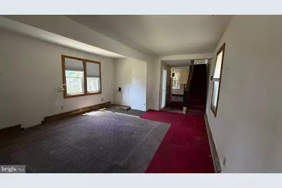 128 Magowan Avenue, Trenton, NJ 08619 - Photo 5