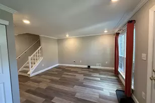 28 Drewes, Lawrenceville, NJ 08648 - Photo 5