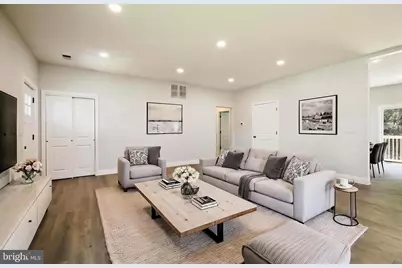209 Parkinson Avenue, Hamilton Township, NJ 08610 - Photo 3