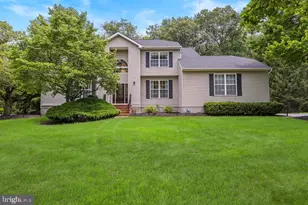 15 Arnold Ln, Robbinsville, NJ 08691 - Photo 1