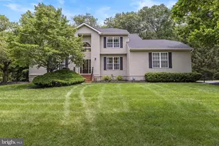 15 Arnold Ln, Robbinsville, NJ 08691 - Photo 1