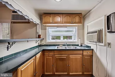 513 Eggerts Crossing Road, Trenton, NJ 08638 - Photo 13
