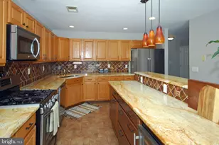 221 Colt St, Pennington, NJ 08534 - Photo 17
