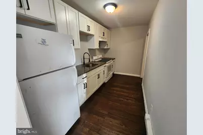 1023 Chestnut Avenue #B, Trenton, NJ 08611 - Photo 5