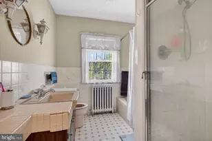 426 Sanhican Dr, Trenton, NJ 08618 - Photo 13