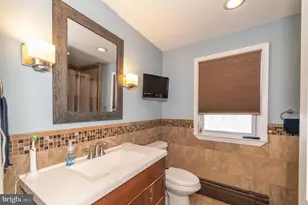 21 Lake Ave, Hamilton Township, NJ 08610 - Photo 41