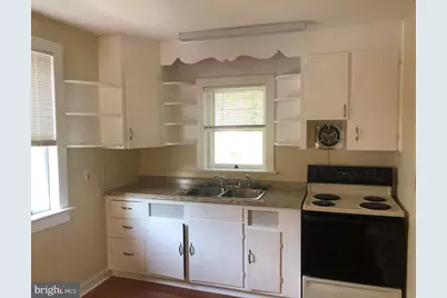 1112 Parkway Avenue, Ewing Township, NJ 08618 - Photo 5