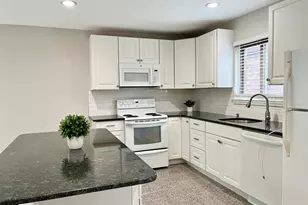 702 Meadow Woods, Lawrence, NJ 08648 - Photo 5
