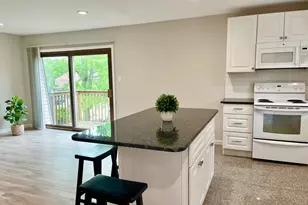702 Meadow Woods, Lawrence, NJ 08648 - Photo 9