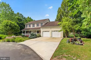 8 Newell Pl, Hopewell Township, NJ 08525 - Photo 3