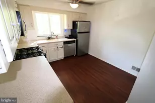 121 Wood Mill Rd, East Windsor Township, NJ 08512 - Photo 9