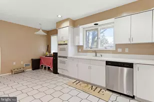 801 Hughes Dr, Hamilton Township, NJ 08690 - Photo 11