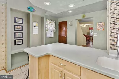 697 S Olden Avenue, Trenton, NJ 08629 - Photo 13