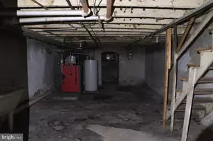1861 Chestnut Ave, Trenton, NJ 08611 - Photo 17