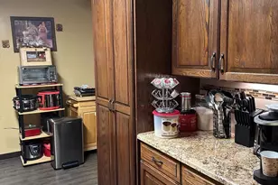 860 Lower Ferry Rd, Ewing Township, NJ 08628 - Photo 9