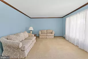 93 Peter Rafferty Dr, Hamilton Township, NJ 08690 - Photo 7