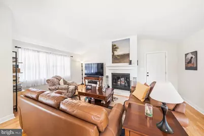 40 Pine Knoll Drive, Lawrence Township, NJ 08648 - Photo 5