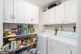 513 Mowat Cir, Hamilton Township, NJ 08690 - Photo 19