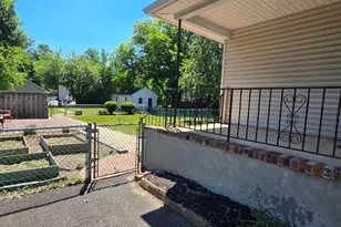 246 Franklin St, Hightstown, NJ 08520 - Photo 5