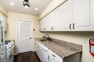 6 Isa Ct, Trenton, NJ 08691 - Photo 13