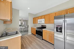 71 Burholme Dr, Hamilton Township, NJ 08691 - Photo 7