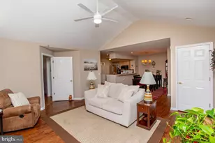 18 Woolsey Ct, Pennington, NJ 08534 - Photo 13