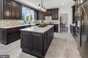 3 Robin Cir, Princeton Junction, NJ 08550 - Photo 9