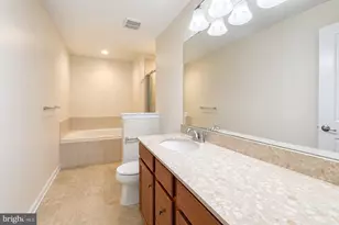 27 Sundance, Hamilton Township, NJ 08619 - Photo 11