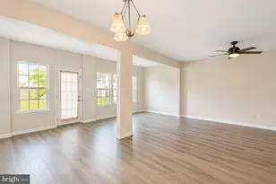 27 Sundance, Hamilton Township, NJ 08619 - Photo 5